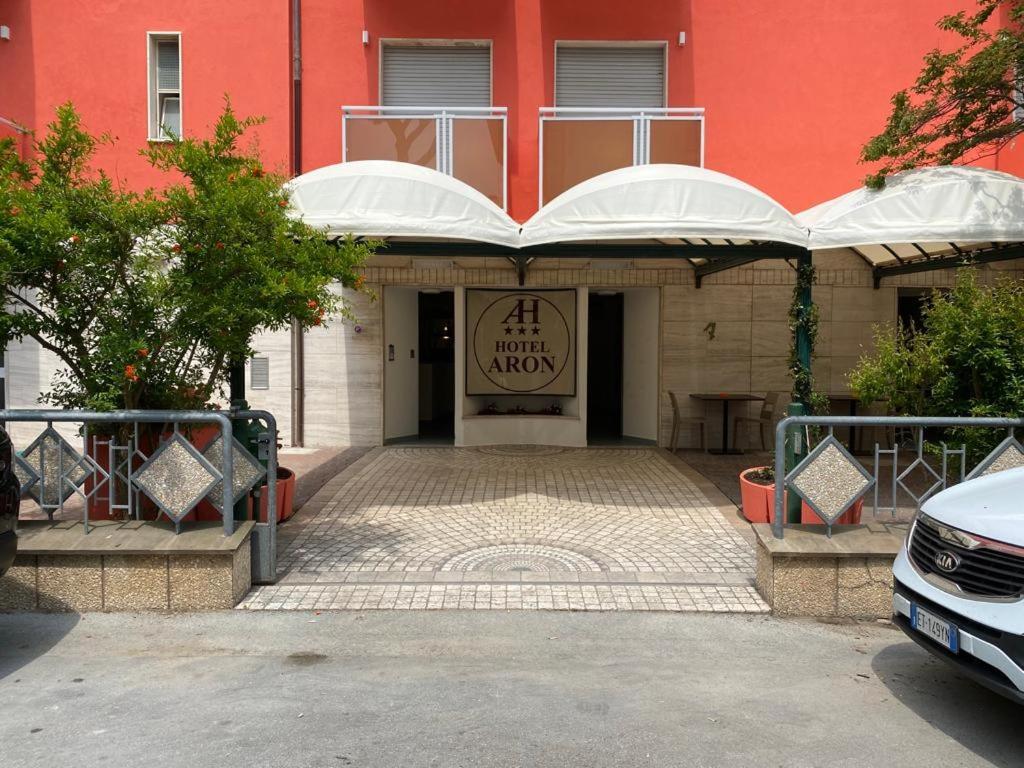 Aron Hotel Rimini Exterior photo