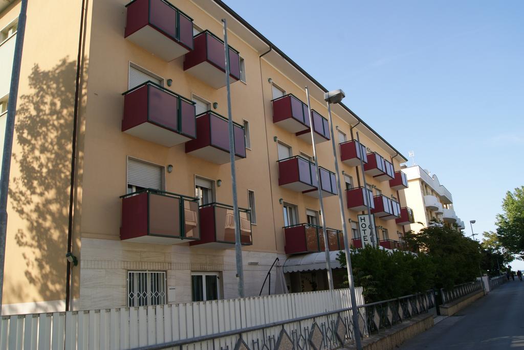 Aron Hotel Rimini Exterior photo