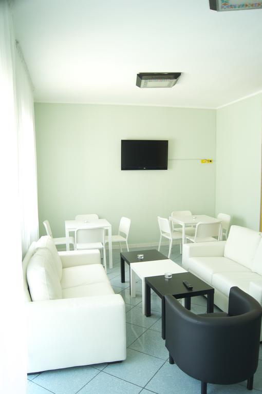 Aron Hotel Rimini Exterior photo