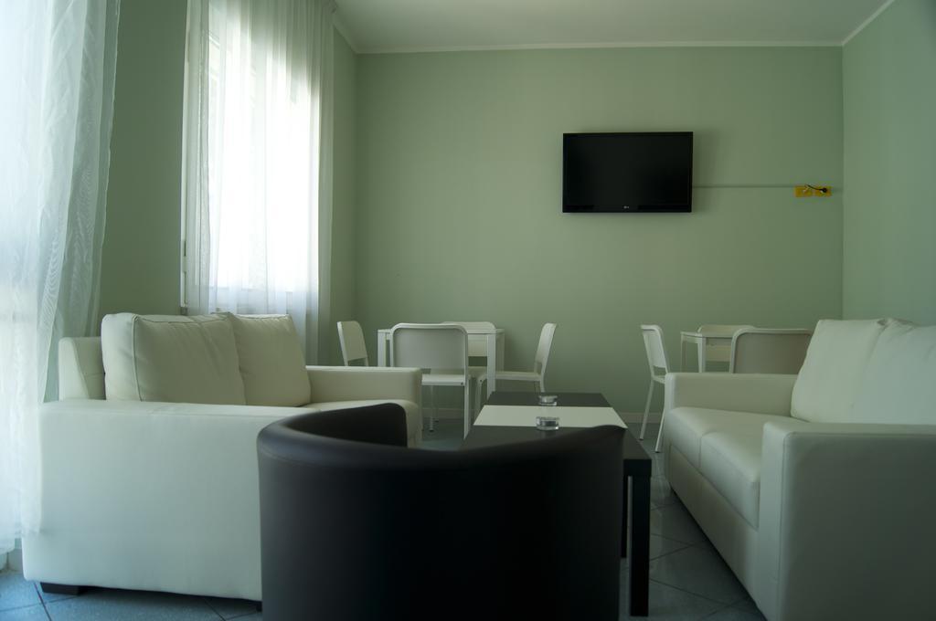 Aron Hotel Rimini Exterior photo
